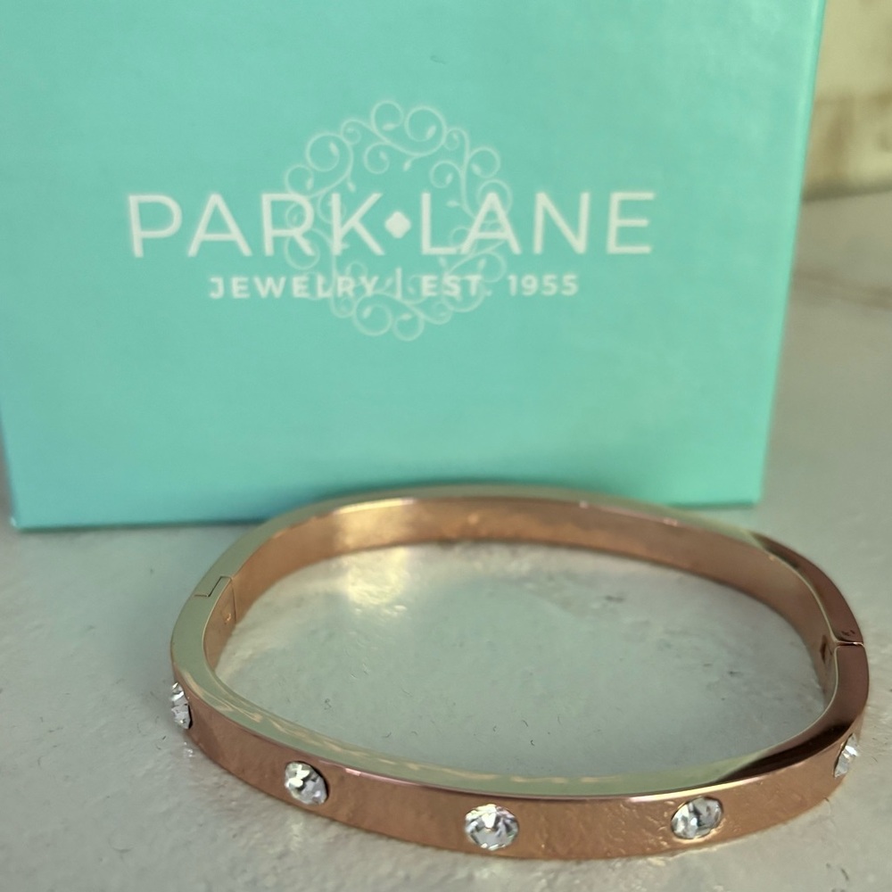 Park Lane Jewel Bracelet - Picture 2 of 6